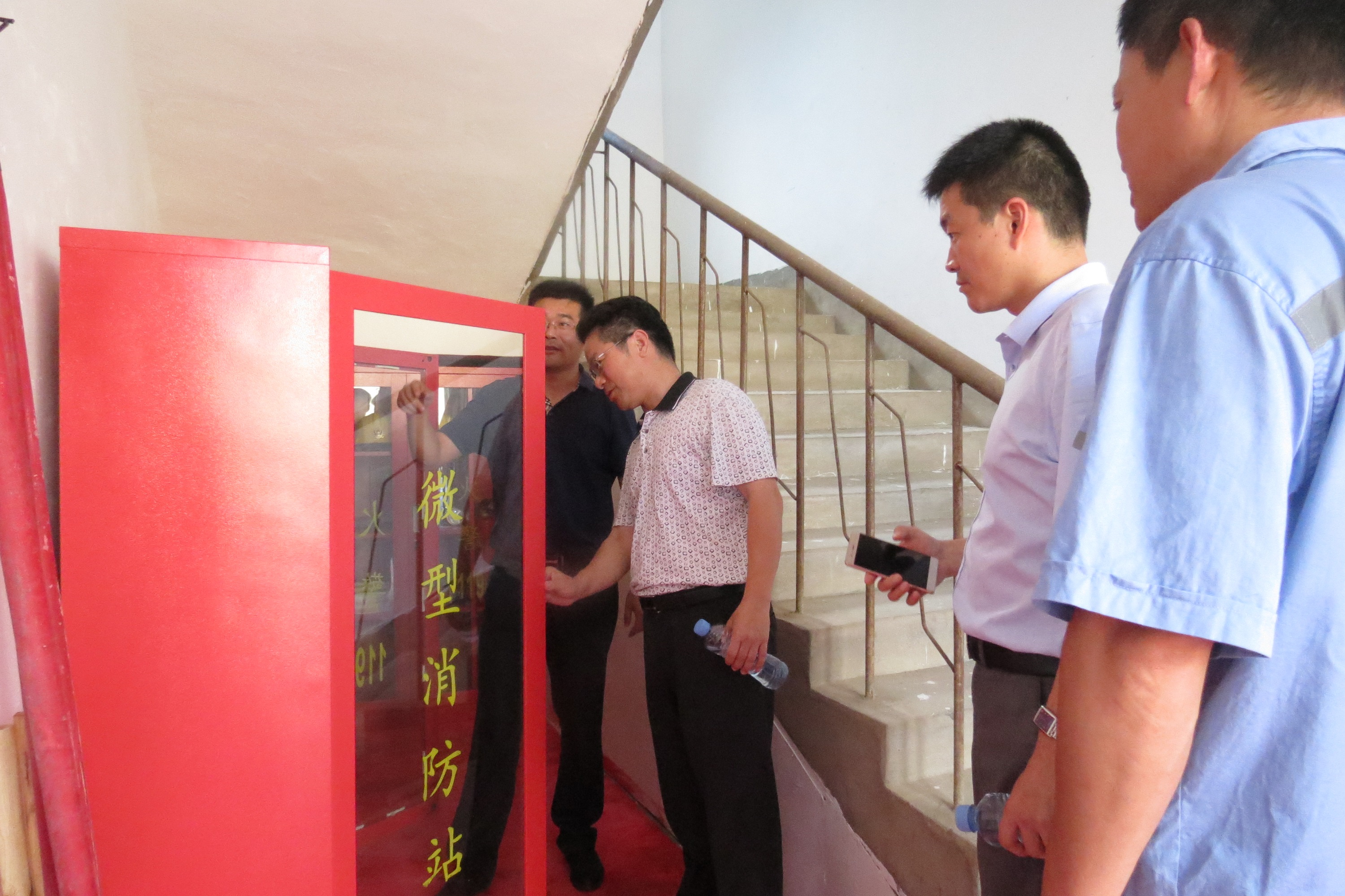 国家防汛抗旱总指挥部办公室副主任王章立一行 赴中央防汛抗旱物资南昌仓库检查工作